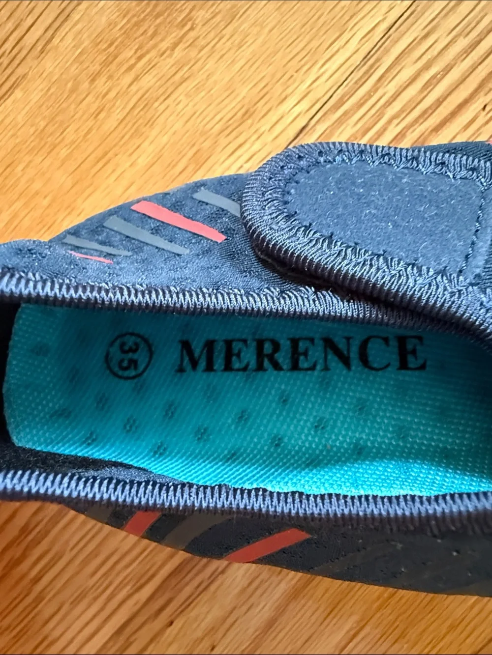 Merance Kids Water Shoes Navy/red – Size EU 35 (Approx US Youth 4) NWOT